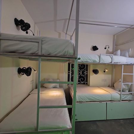 Hot - House Of Travellers, Vagator Hostel ภายนอก รูปภาพ