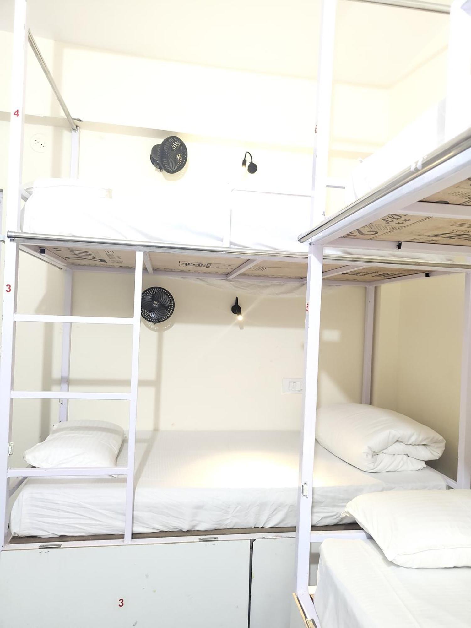 Hot - House Of Travellers, Vagator Hostel ห้อง รูปภาพ